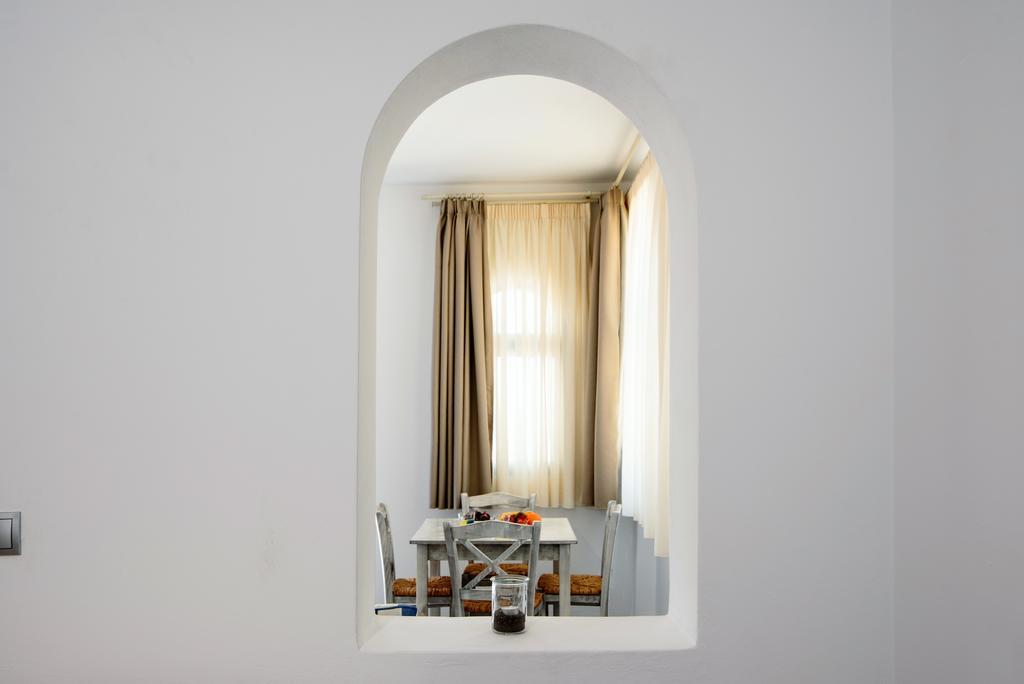 Villa George Santorini 佩里沃罗 客房 照片